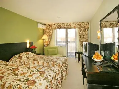 & Holidays - Free Parking Bansko