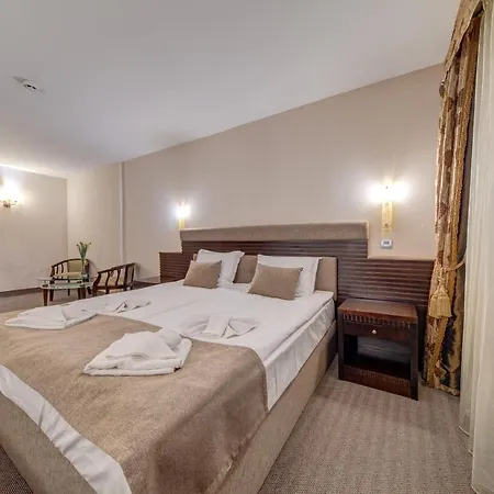 & Holidays - Free Parking 4* בנסקו