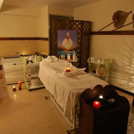 & Holidays - Free Parking 4* בנסקו