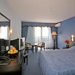 & Holidays - Free Parking Bansko