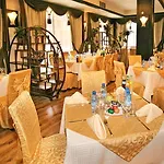 Hotel & Holidays - Free Parking Bansko