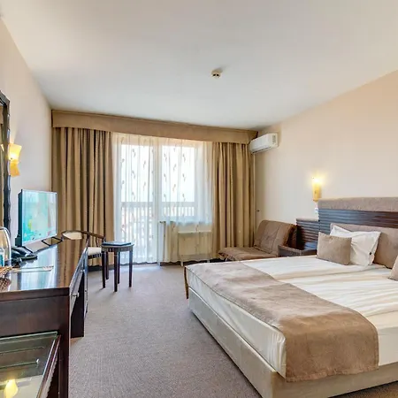 & Holidays - Free Parking 4* Bansko