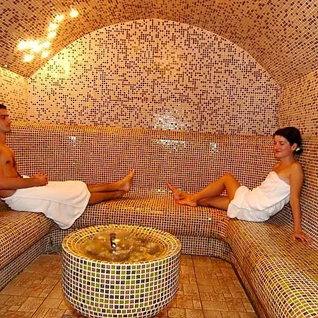 & Holidays - Free Parking Hotel Bansko