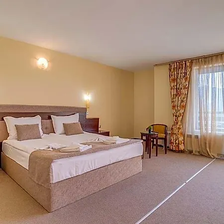 & Holidays - Free Parking 4* Bansko