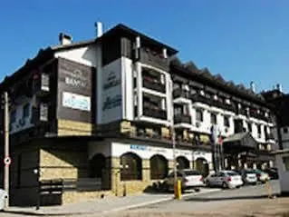 & Holidays - Free Parking Hotel