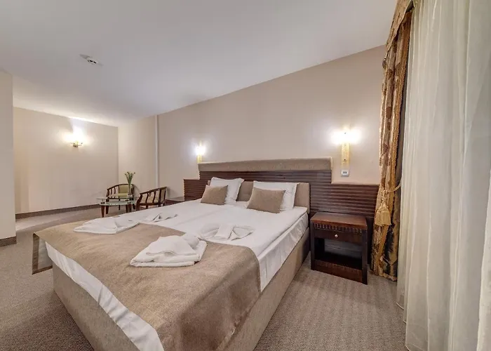 & Holidays - Free Parking 4* Bansko