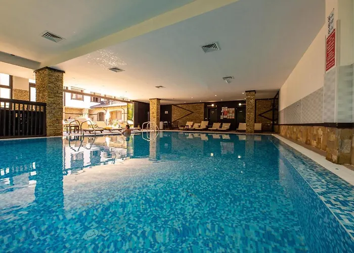 Hotel & Holidays - Free Parking 4*