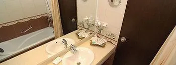 Ξενοδοχείο & Holidays - Free Parking