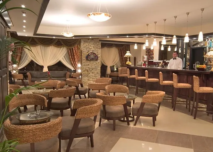 & Holidays - Free Parking Μπάνσκο